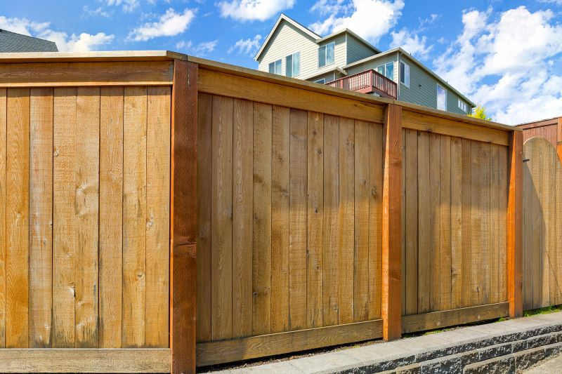 Wood Fence Service detail